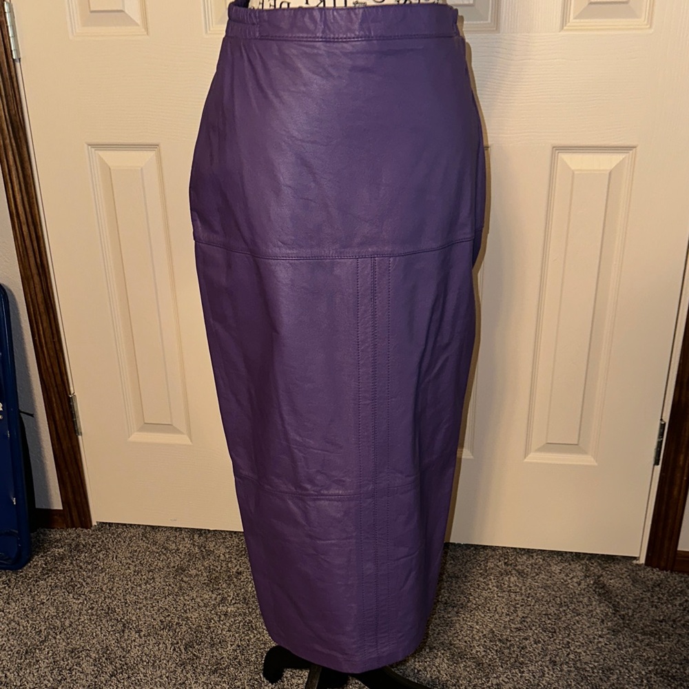 Chic Vintage Purple Maxi Leather Skirt